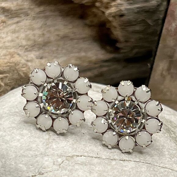 Floral Halo Post White Silver Swarovski Crystals Statement Earrings - Picture 1 of 9